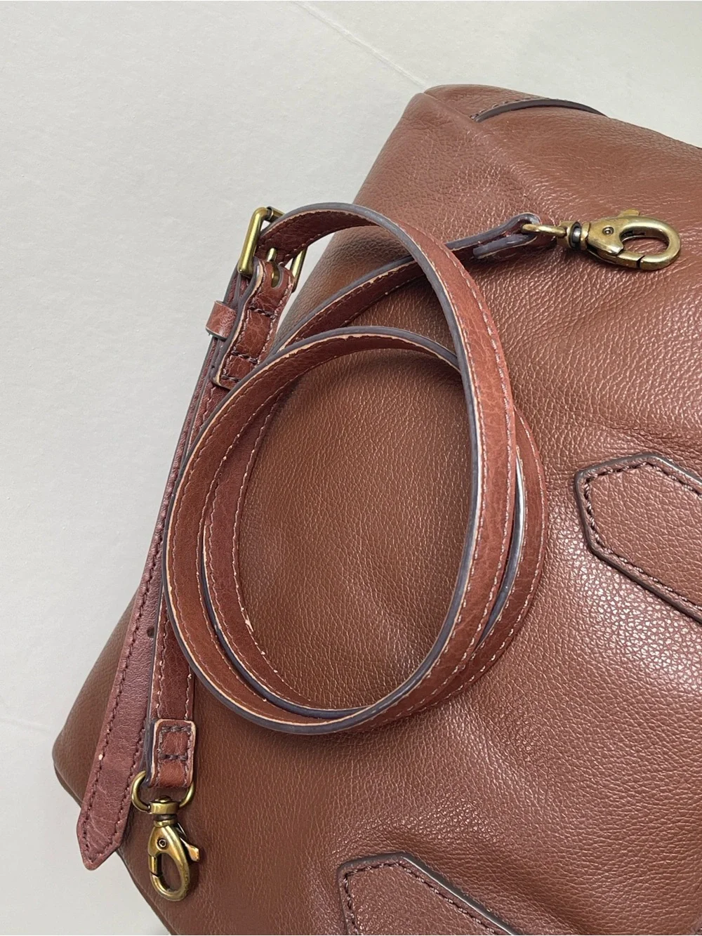 Fossil 🗝️ Fiona Satchel Crossbody